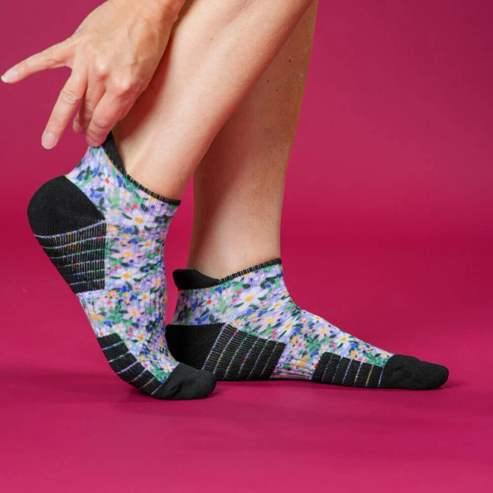 Daisy Delight Ankle Compression Socks